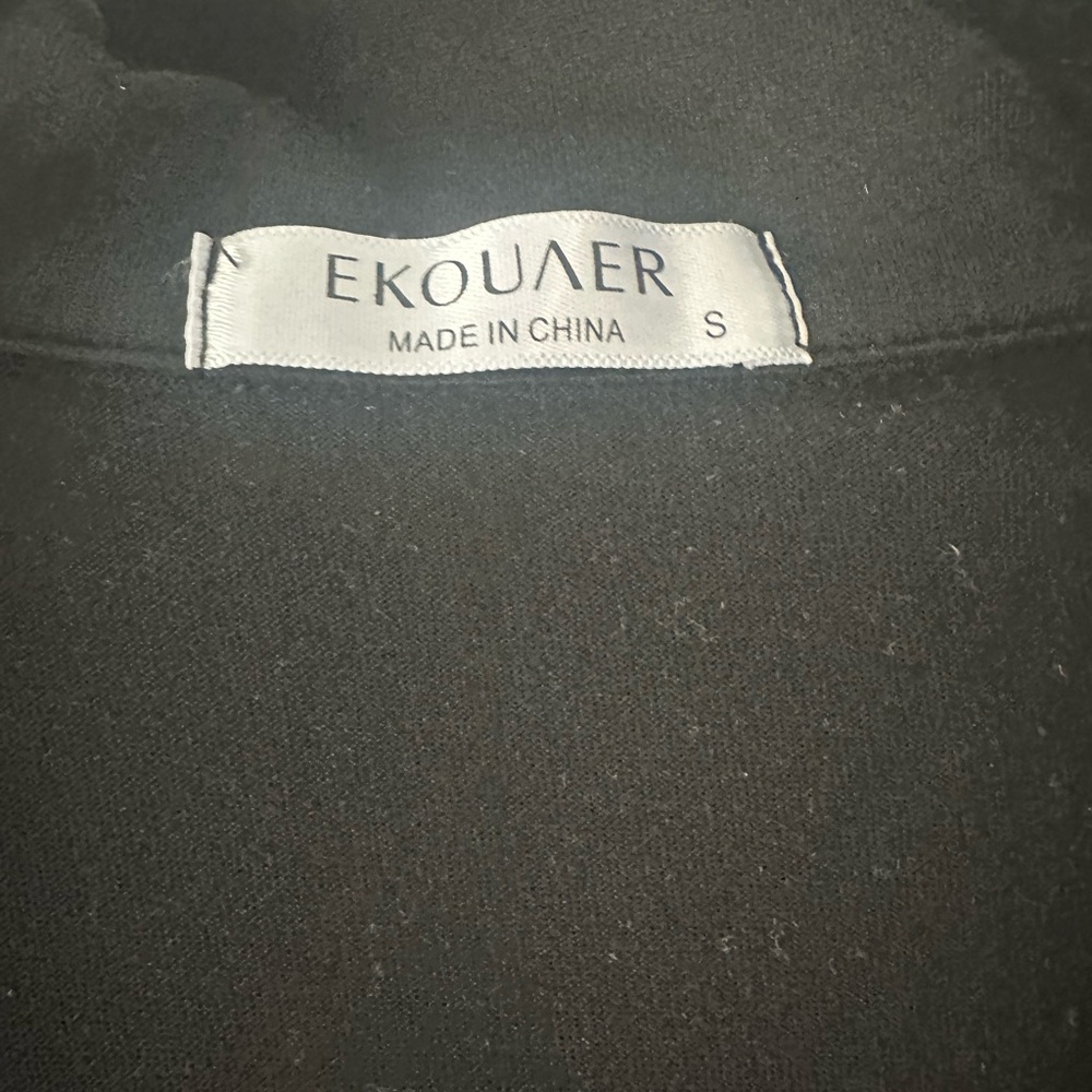 Ekouaer Black Contrast Piping Short Sleeve Nightshirt 🤍🖤 Size S - Picture 2 of 6